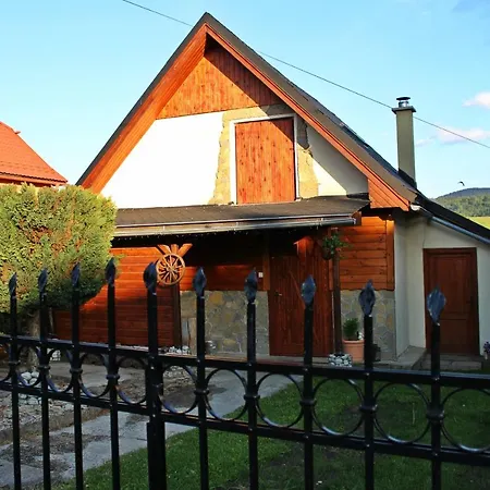 Chatka Vychodna Lodge