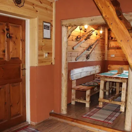 Chatka Vychodna Lodge Vychodna