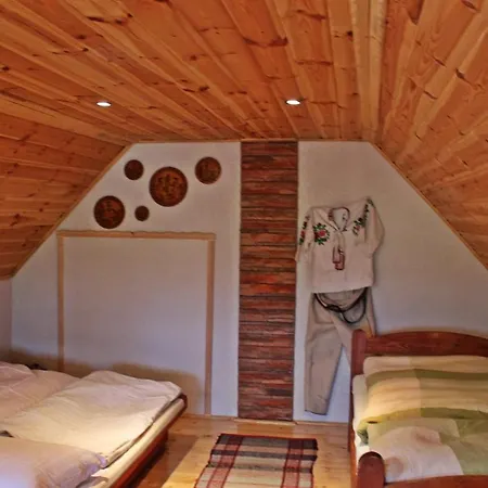 Chatka Vychodna Lodge *