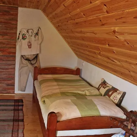 Chatka Vychodna Lodge